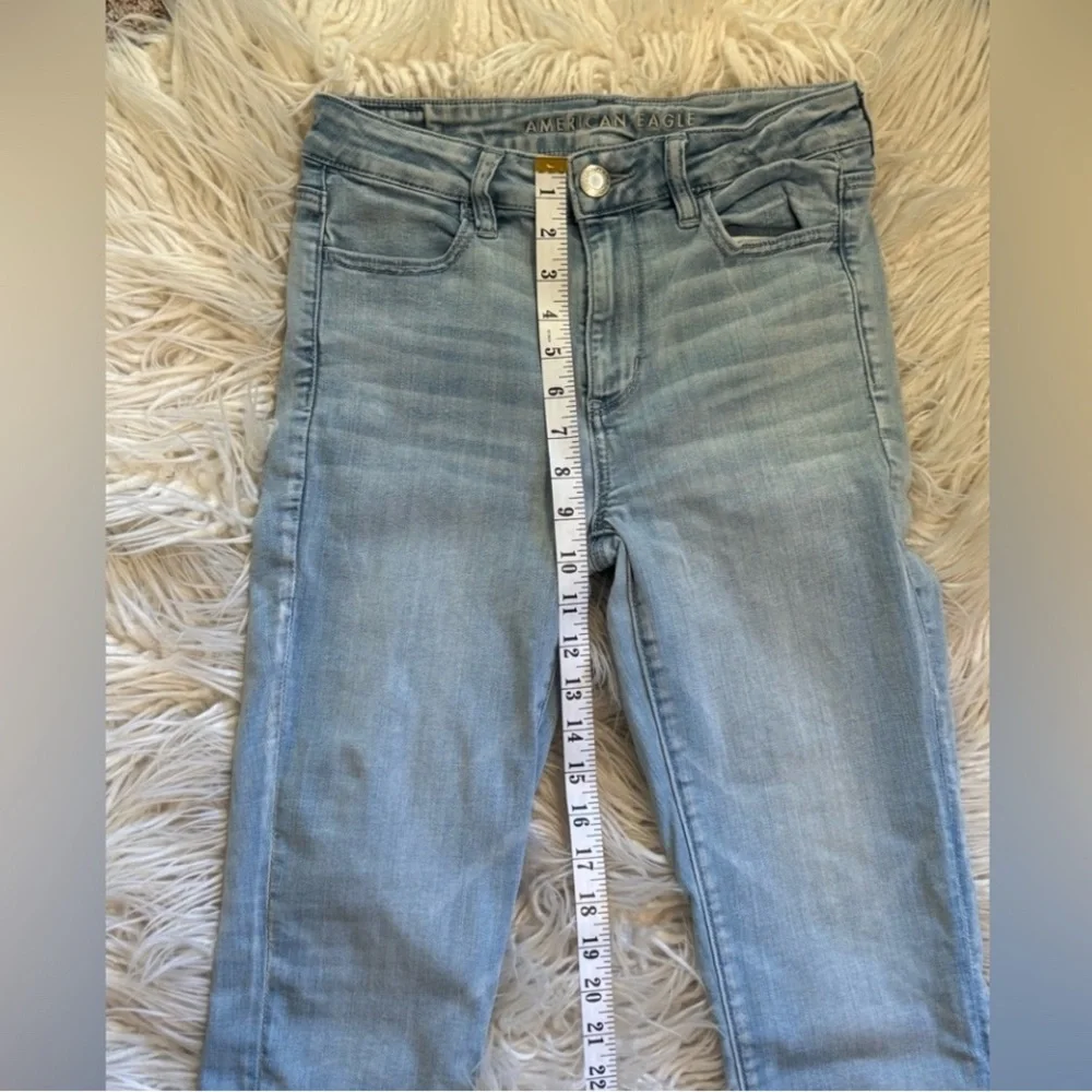 American Eagle Hi-Rise Jegging Jeans Light Wash Size 8